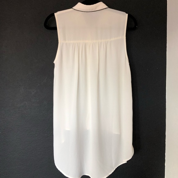 Forever 21 elegant cream white blouse - Small - Picture 3 of 3